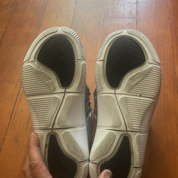 Nike Acalme Running sneakers size 7.5 - Picture 4 of 6